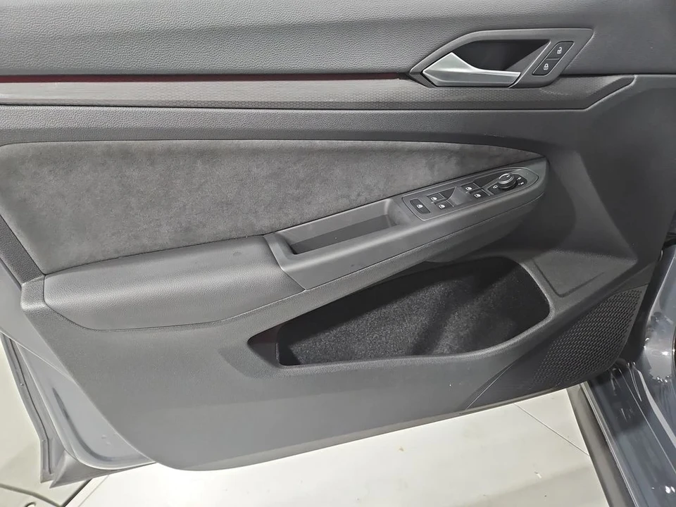 2024 Volkswagen Golf Mk8 - Image 12 of 12