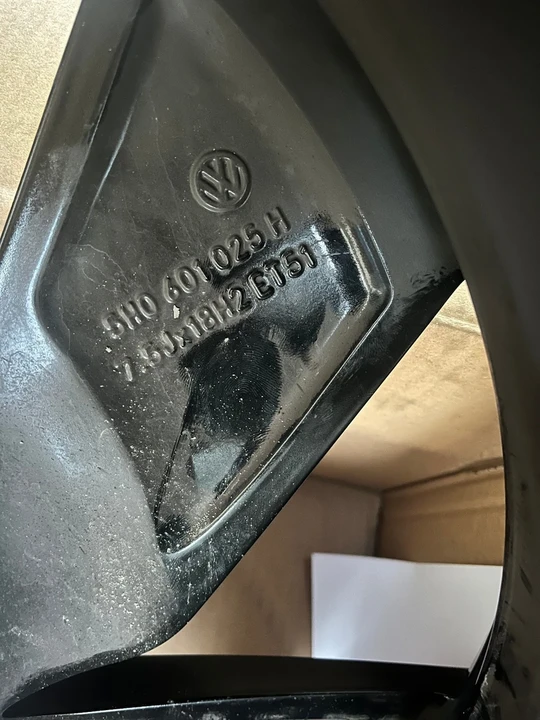 2024 Volkswagen Golf Mk8 - Image 5 of 10