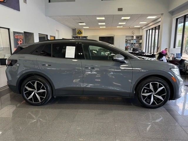 2024 Volkswagen ID.4 - Image 5 of 12