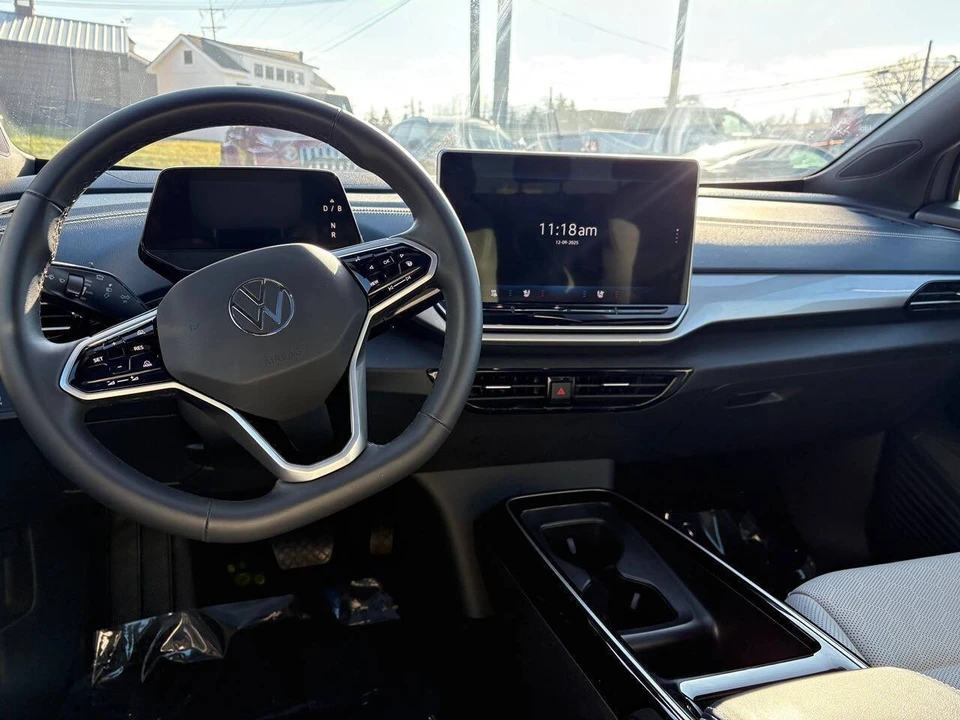 2024 Volkswagen ID.4 - Image 8 of 12