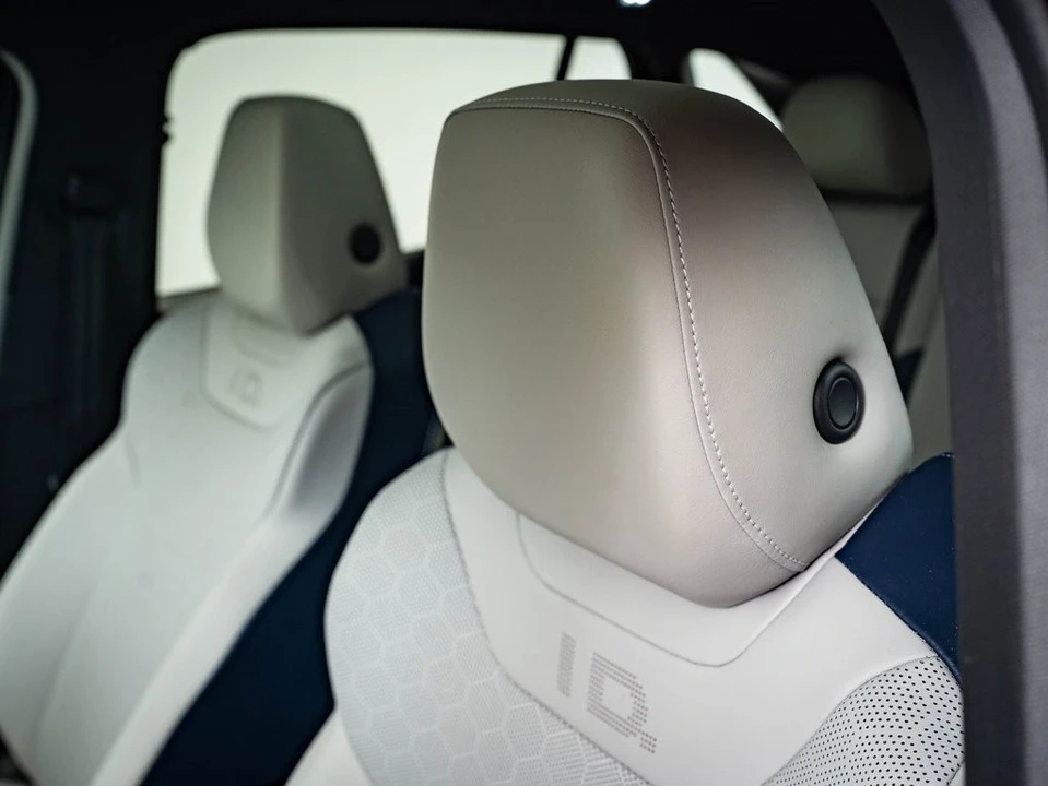 2024 Volkswagen ID.4 - Image 20 of 21