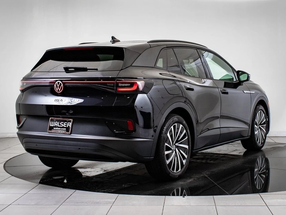 2024 Volkswagen ID.4 - Image 10 of 21