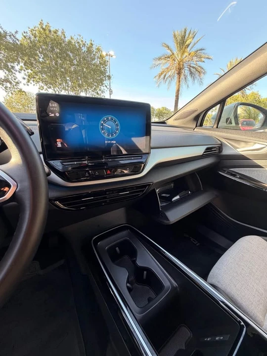 2024 Volkswagen ID.4 - Image 8 of 10