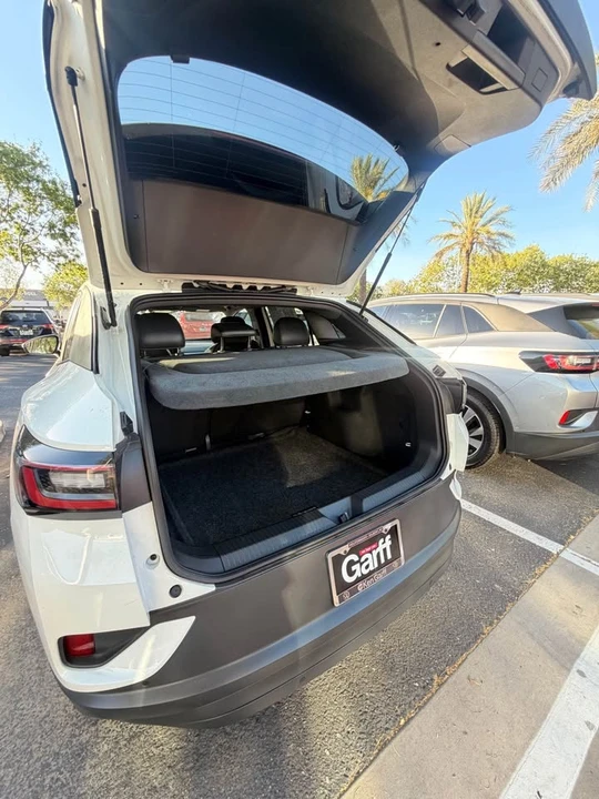 2024 Volkswagen ID.4 - Image 9 of 10