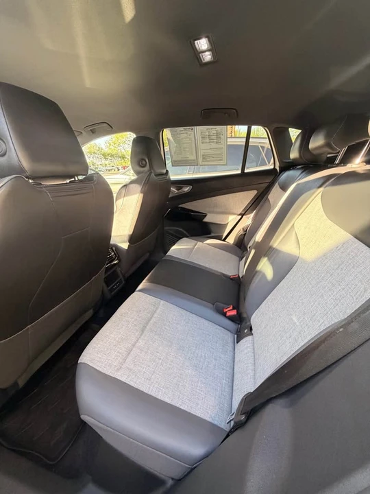 2024 Volkswagen ID.4 - Image 6 of 10
