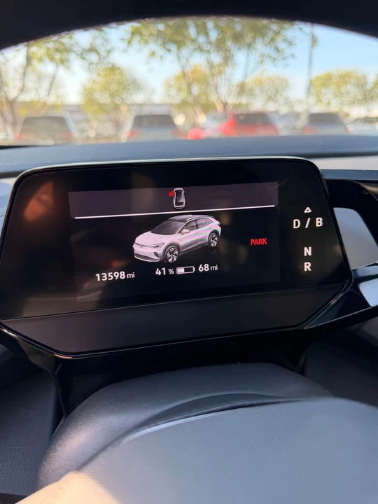 2024 Volkswagen ID.4 - Image 7 of 10