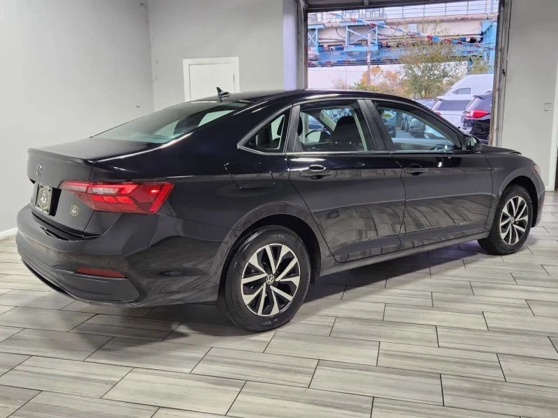2024 Volkswagen A7 Jetta - Image 5 of 12