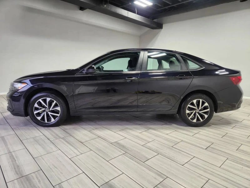2024 Volkswagen A7 Jetta - Image 2 of 12