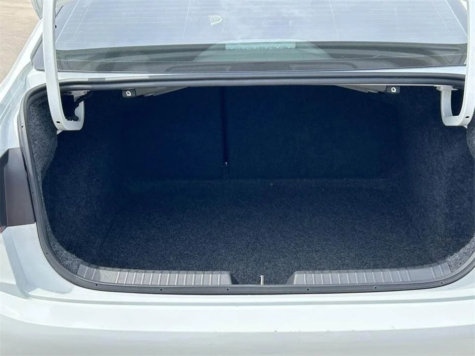 2024 Volkswagen A7 Jetta - Image 9 of 14