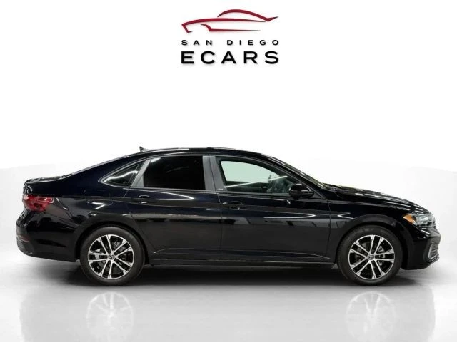 2024 Volkswagen A7 Jetta - Image 4 of 12