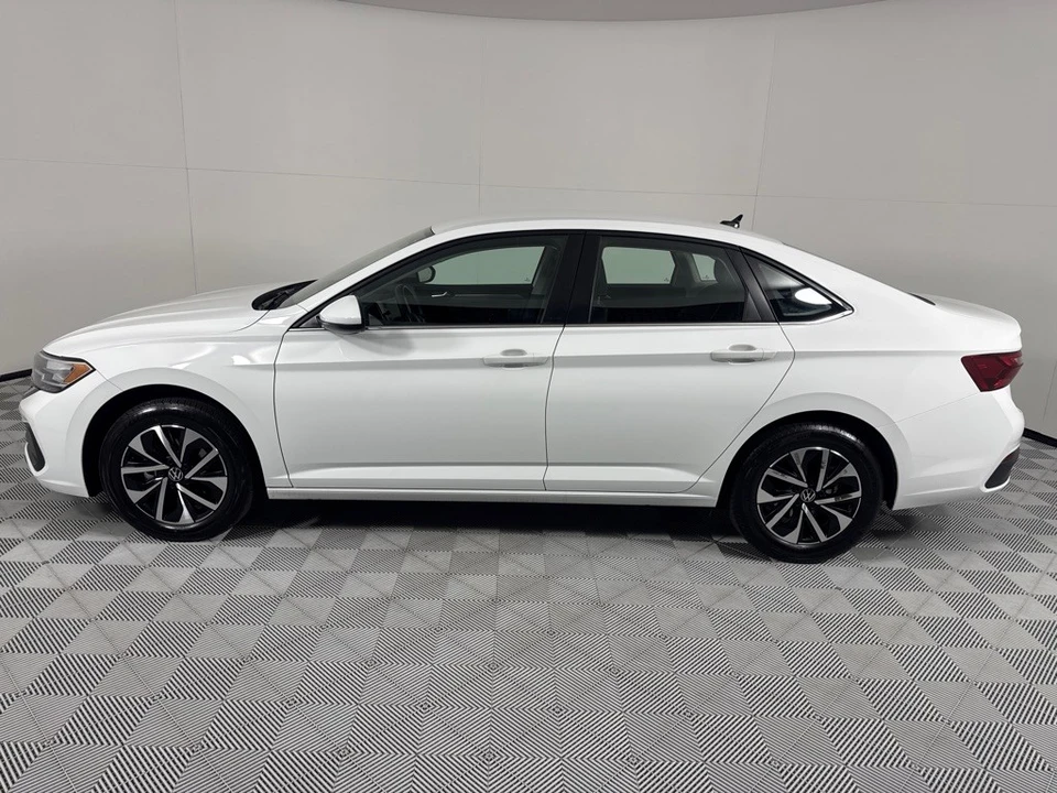 2024 Volkswagen A7 Jetta - Image 9 of 12