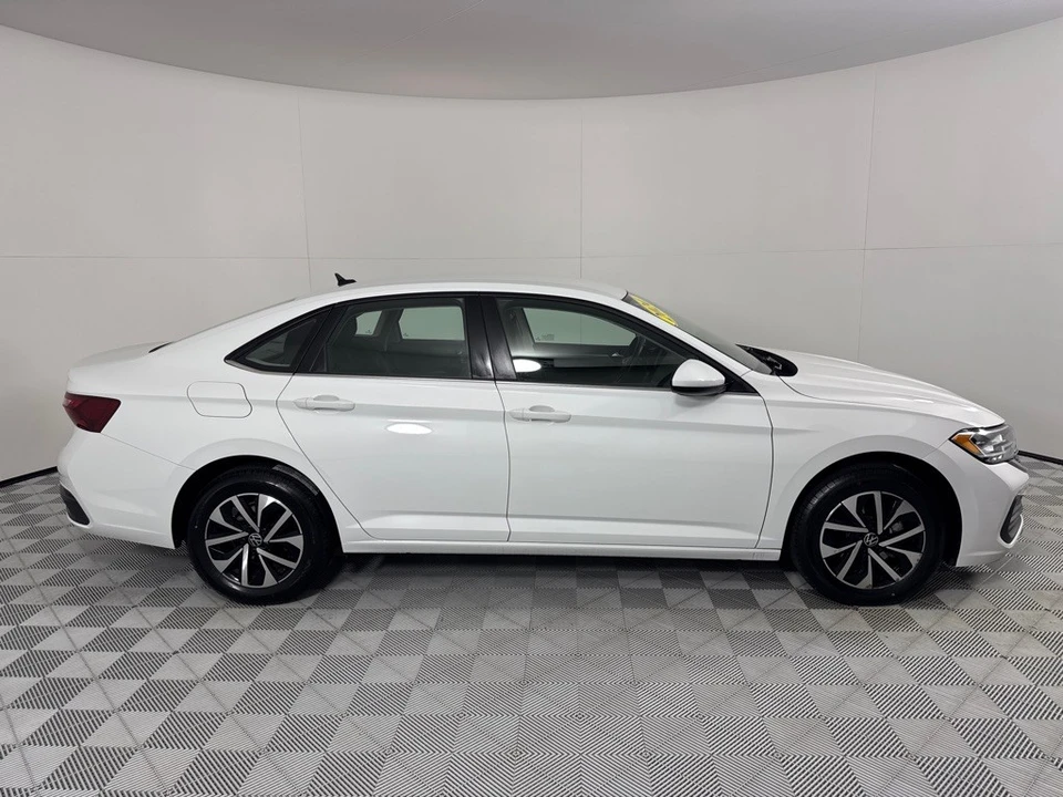 2024 Volkswagen A7 Jetta - Image 4 of 21