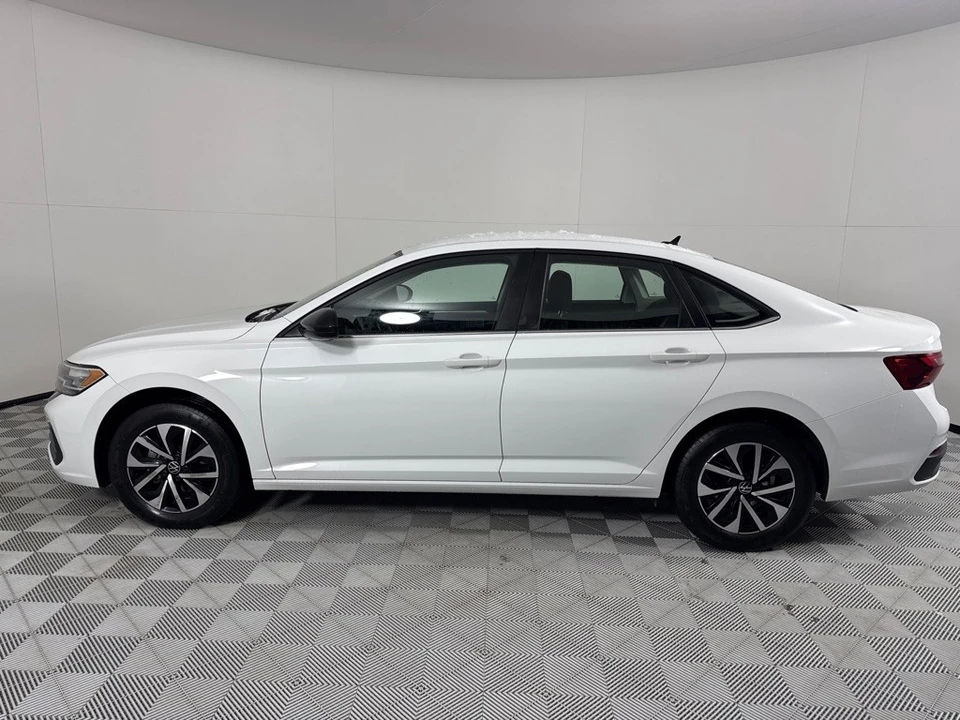 2024 Volkswagen A7 Jetta - Image 8 of 12