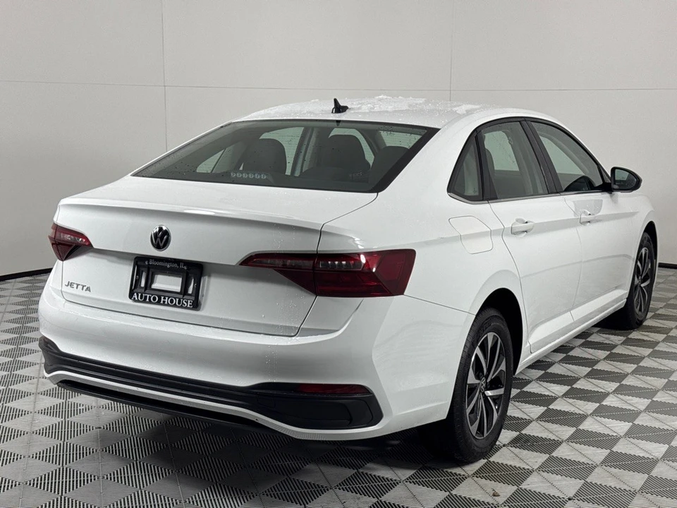 2024 Volkswagen A7 Jetta - Image 5 of 12