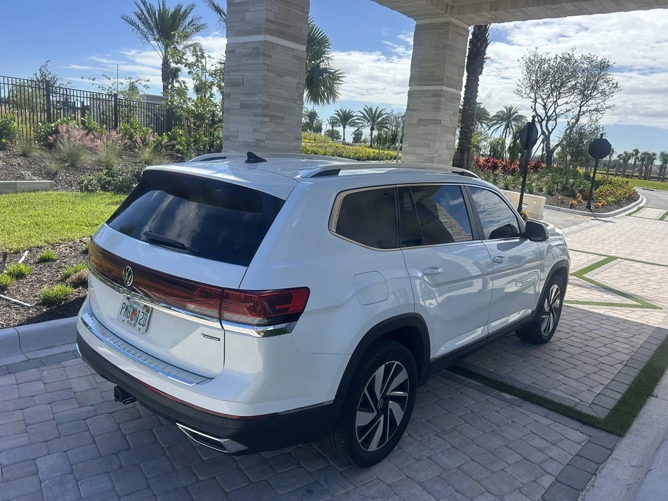 2024 Volkswagen Atlas - Image 12 of 21