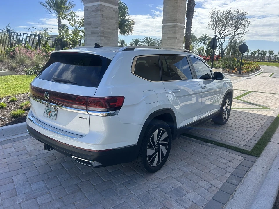 2024 Volkswagen Atlas - Image 17 of 21
