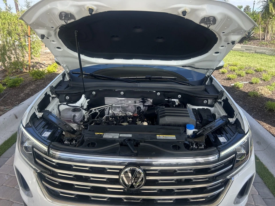 2024 Volkswagen Atlas - Image 20 of 21