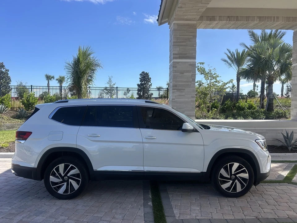 2024 Volkswagen Atlas - Image 15 of 21
