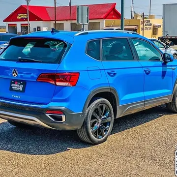 2024 Volkswagen Taos SE