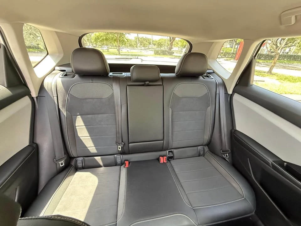 2024 Volkswagen Taos - Image 12 of 15