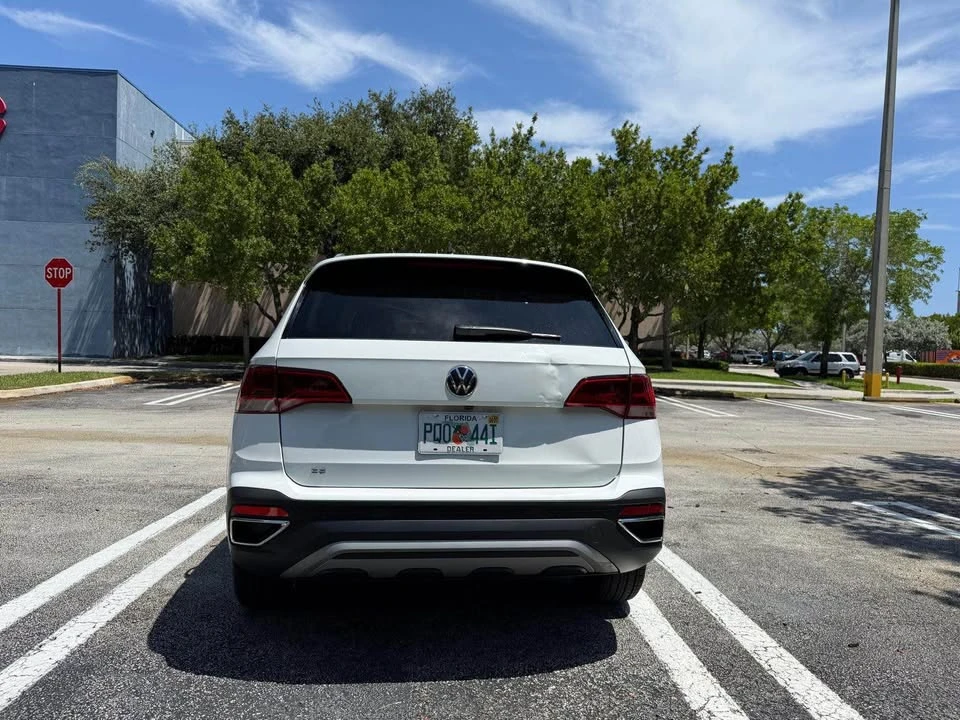 2024 Volkswagen Taos - Image 4 of 15