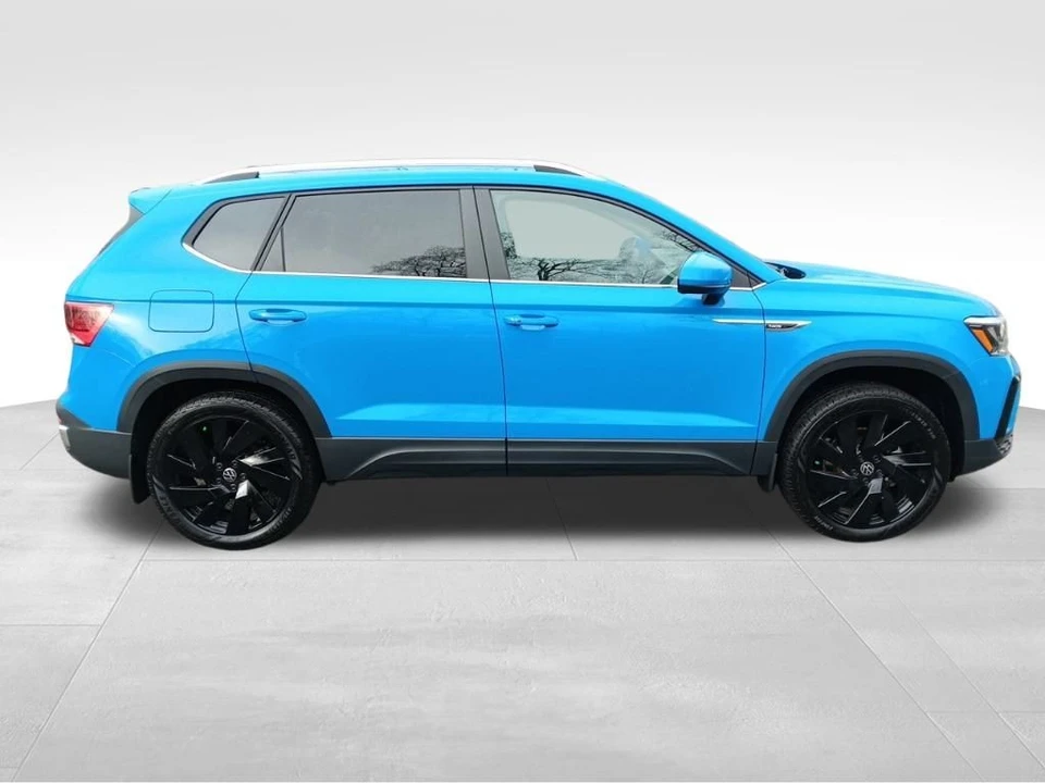 2024 Volkswagen Taos - Image 8 of 12