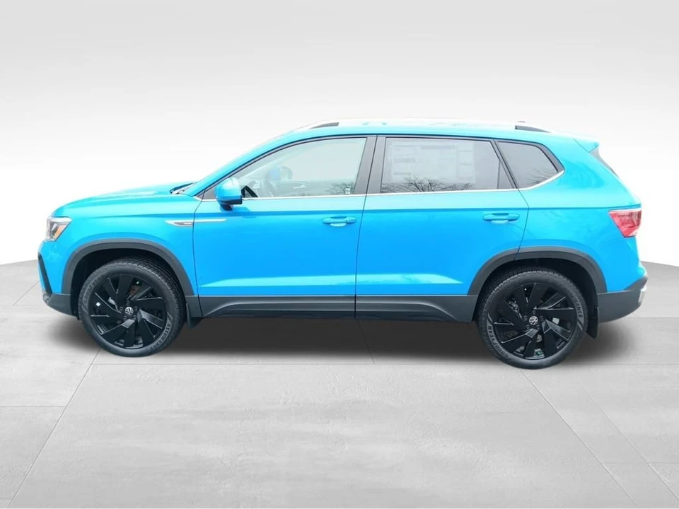 2024 Volkswagen Taos - Image 2 of 12