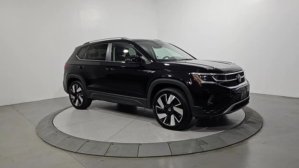 2024 Volkswagen Taos - Image 9 of 12