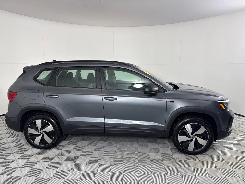 2024 Volkswagen Taos - Image 4 of 12