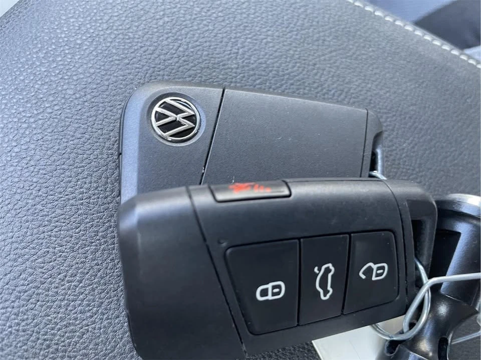 2024 Volkswagen Taos - Image 16 of 18