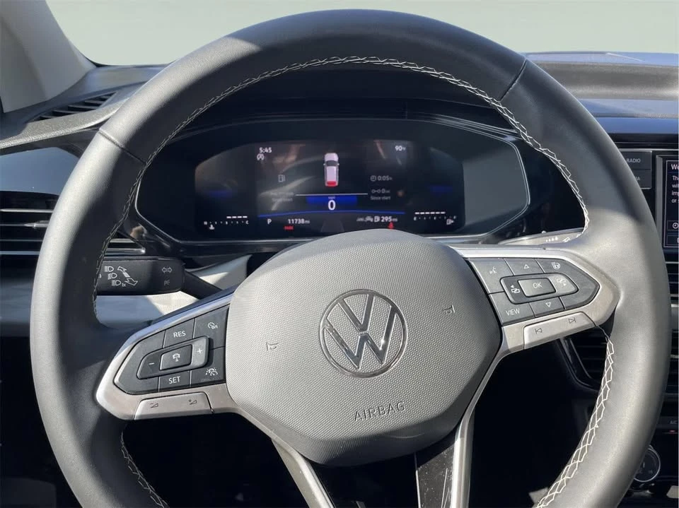 2024 Volkswagen Taos - Image 11 of 18