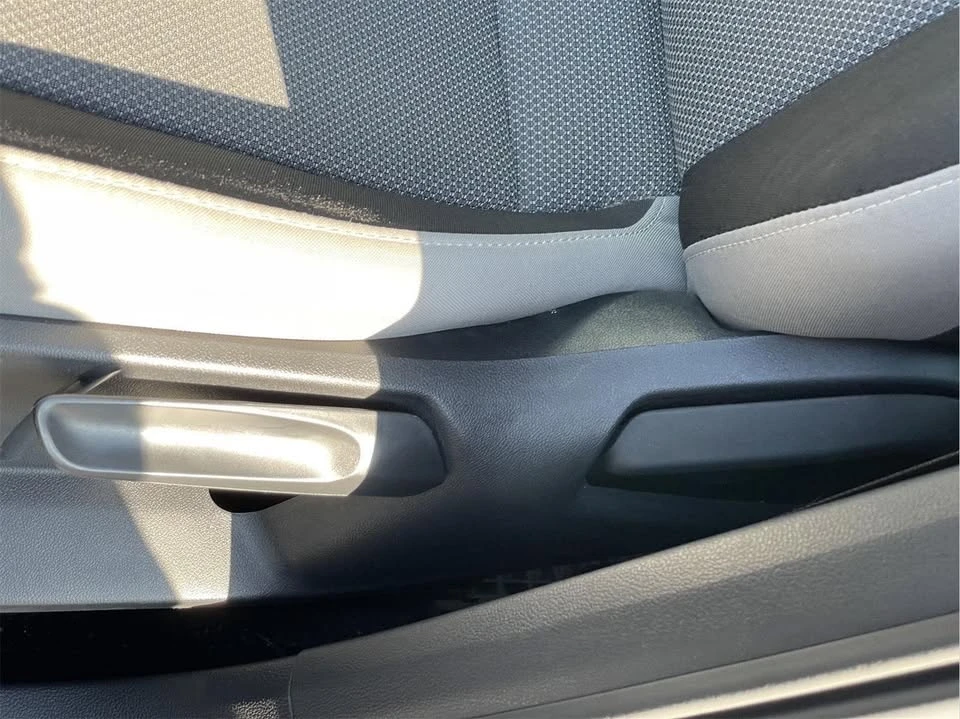 2024 Volkswagen Taos - Image 9 of 18