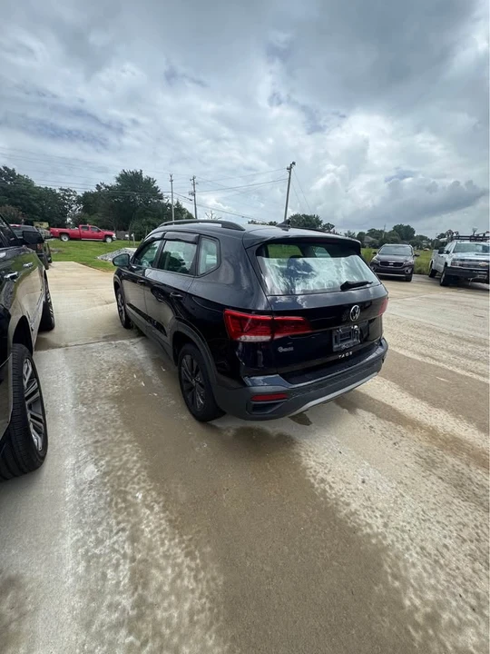 2024 Volkswagen Taos - Image 4 of 7