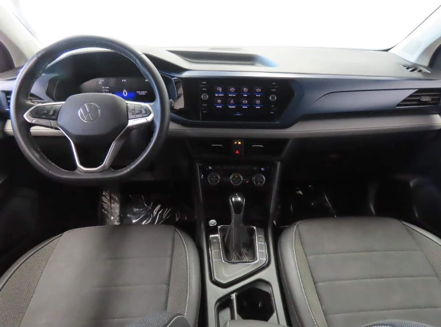 2024 Volkswagen Taos - Image 9 of 11