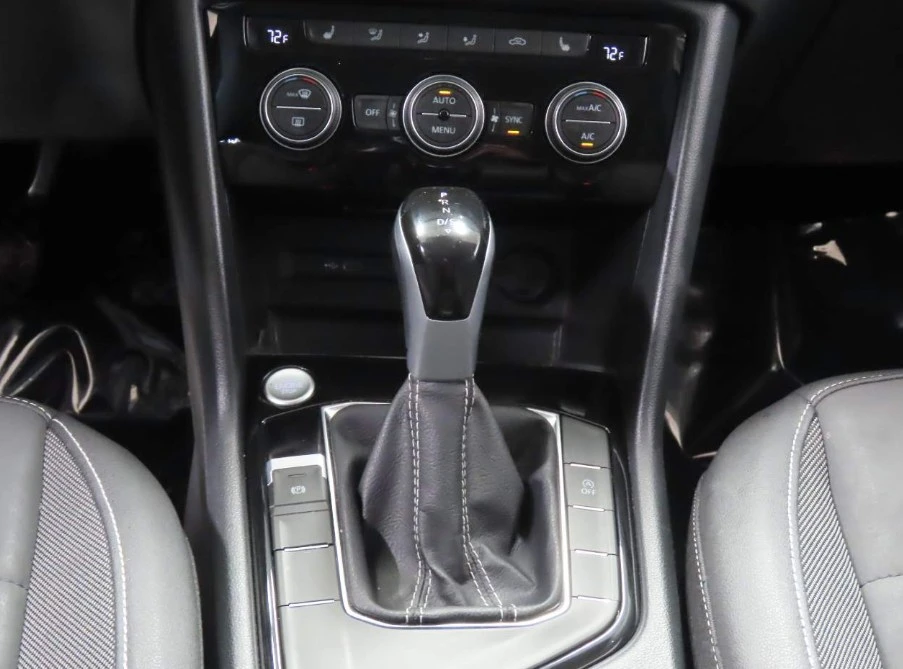 2024 Volkswagen Taos - Image 8 of 11