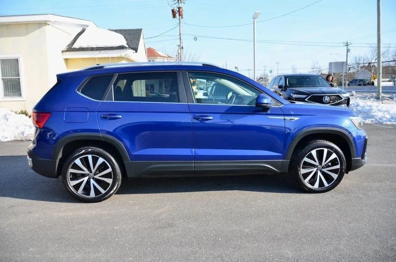 2024 Volkswagen Taos - Image 12 of 12
