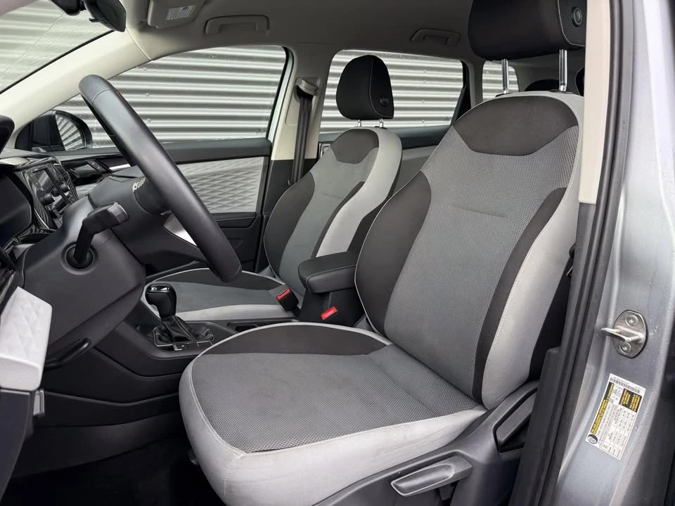 2024 Volkswagen Taos - Image 8 of 19