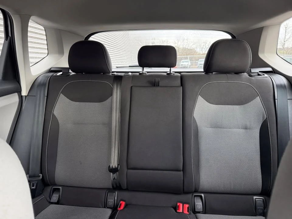 2024 Volkswagen Taos - Image 13 of 19