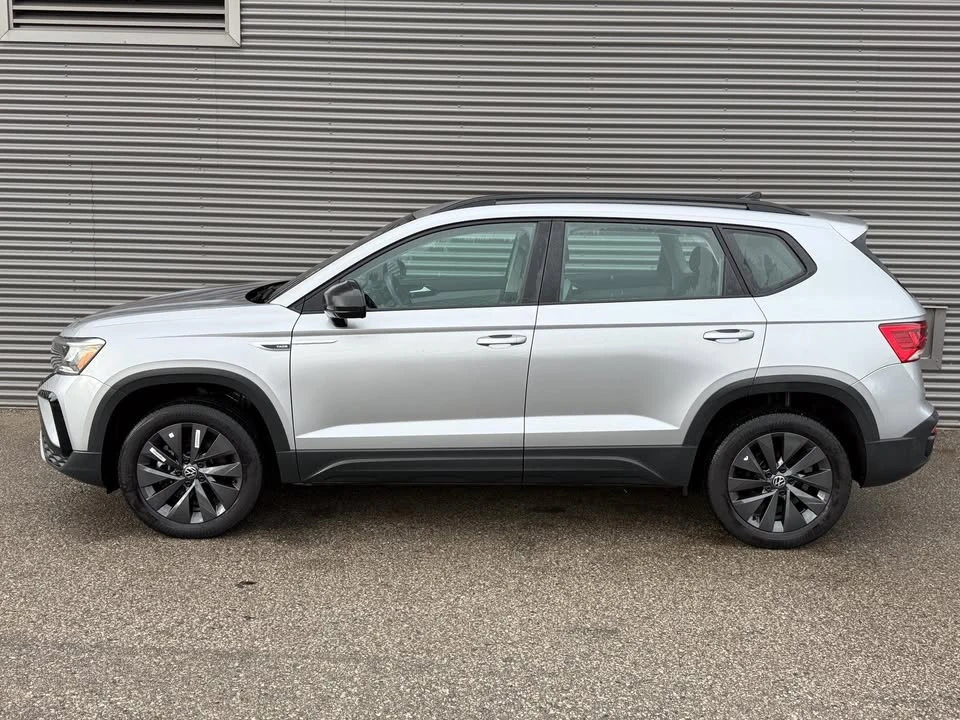 2024 Volkswagen Taos - Image 3 of 19