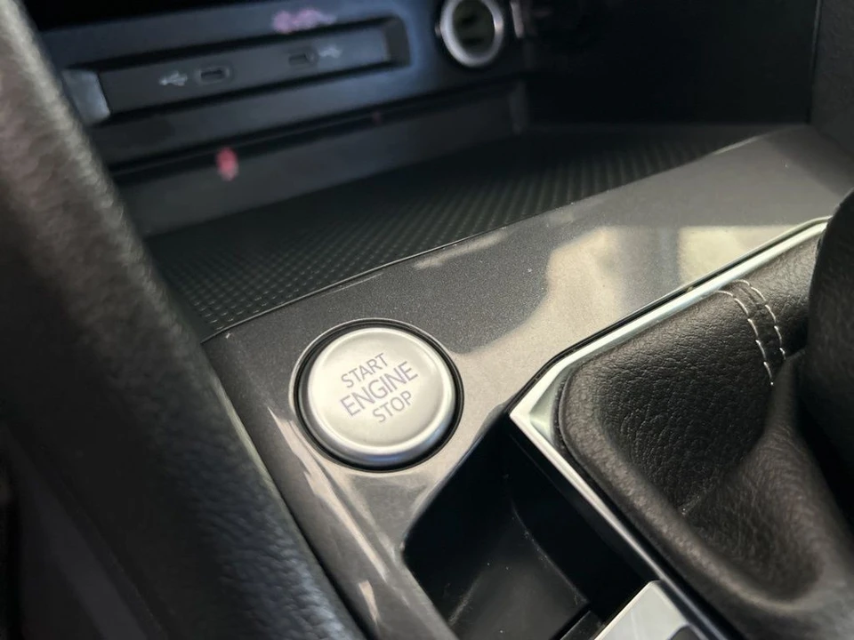 2024 Volkswagen Tiguan - Image 9 of 12