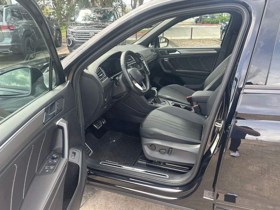 2024 Volkswagen Tiguan - Image 10 of 12