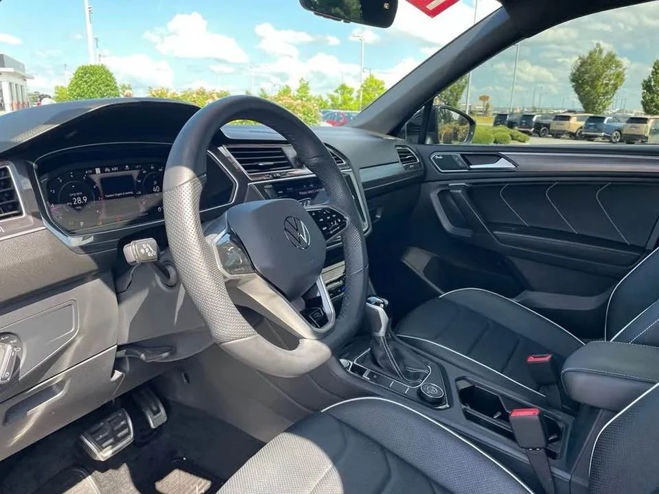 2024 Volkswagen Tiguan - Image 3 of 10