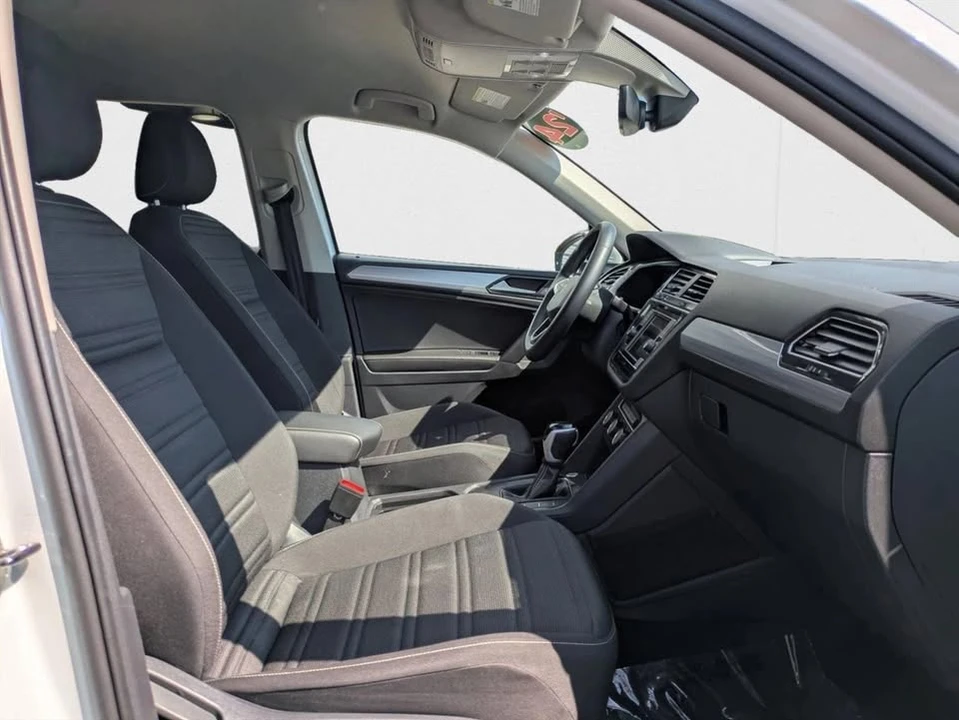 2024 Volkswagen - Image 20 of 20