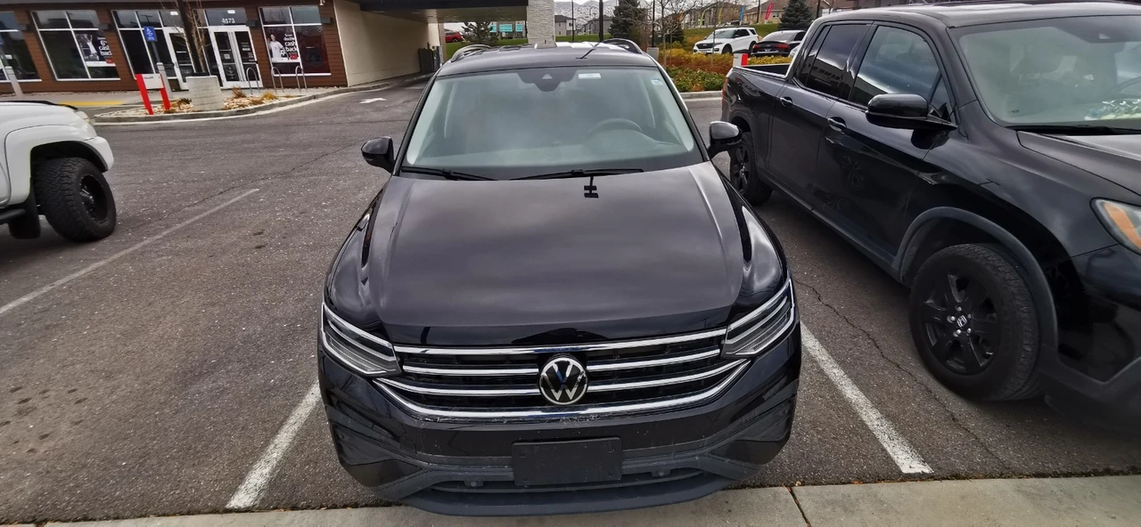 2024 Volkswagen Tiguan - Image 2 of 12