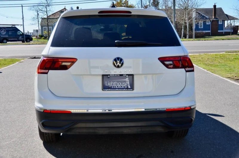 2024 Volkswagen Tiguan - Image 9 of 12