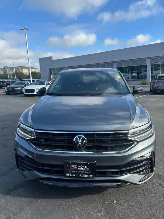 2024 Volkswagen Tiguan - Image 2 of 12