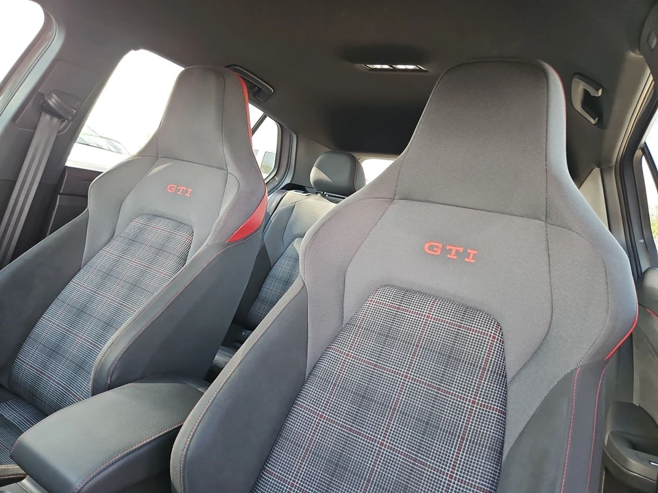 2024 Volkswagen GTI Mk8 - Image 12 of 16