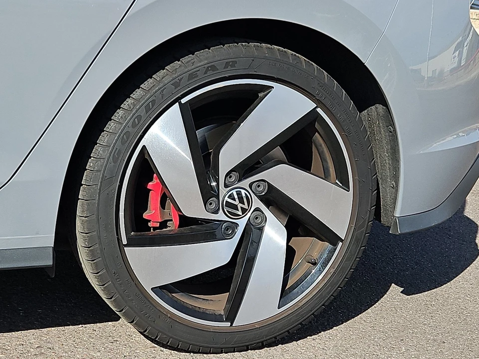 2024 Volkswagen GTI Mk8 - Image 15 of 16