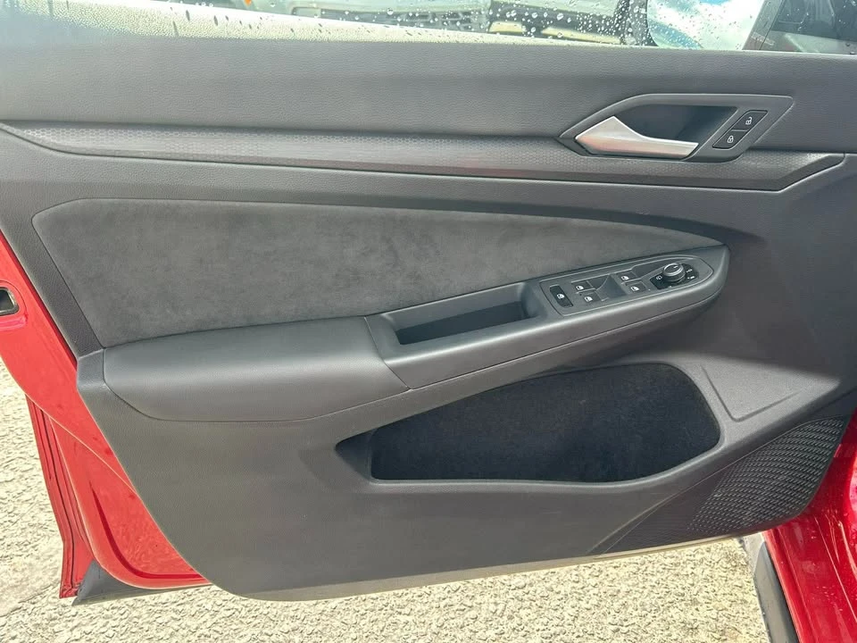 2024 Volkswagen GTI Mk8 - Image 11 of 17