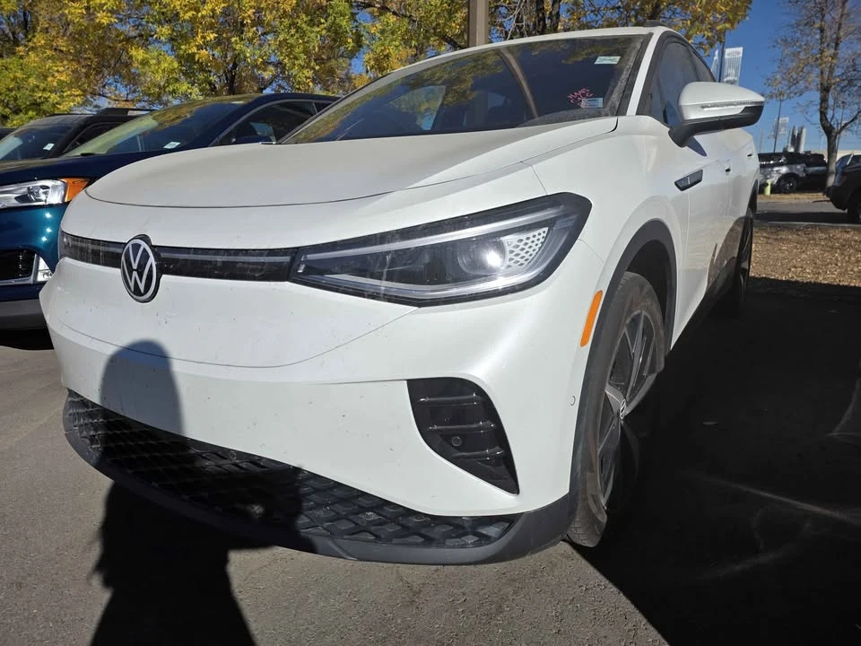 2024 Volkswagen ID.4 - Image 2 of 9